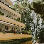 Апартаменты Precioso Con Terraza Frente Al Golf Бенальмадена