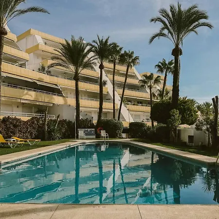 Precioso Con Terraza Frente Al Golf Apartment Benalmadena